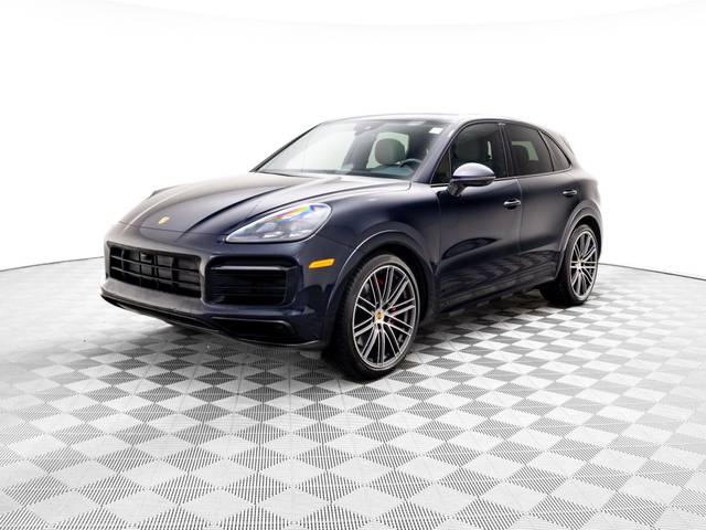 2021 Porsche Cayenne GTS AWD photo