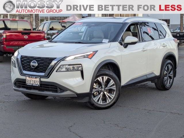 2021 Nissan Rogue SV FWD photo