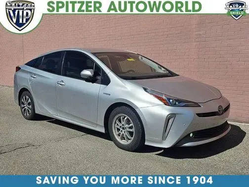 2022 Toyota Prius LE AWD photo