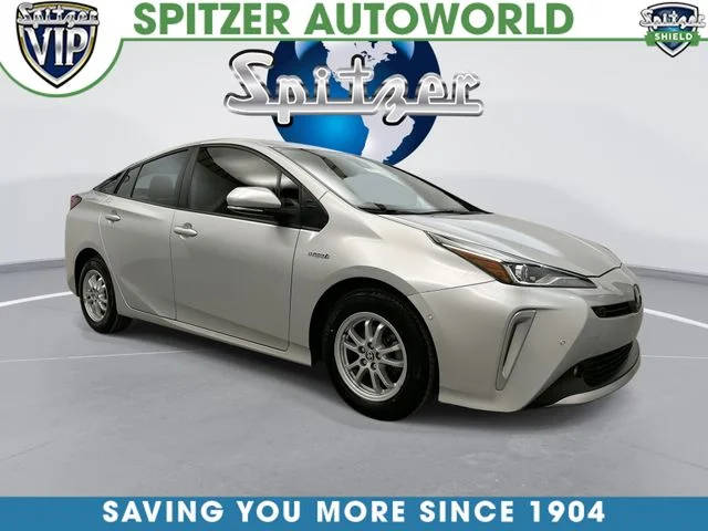2022 Toyota Prius LE AWD photo