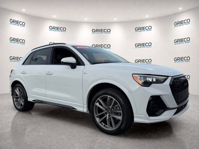 2022 Audi Q3 S line Premium AWD photo