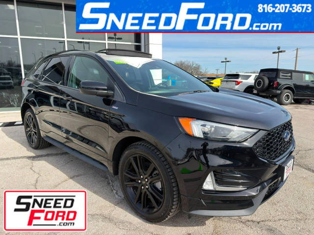 2022 Ford Edge ST-Line AWD photo