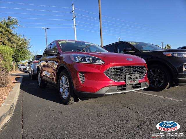 2022 Ford Escape SE FWD photo