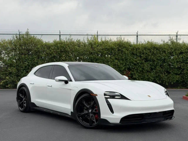 2022 Porsche Taycan 4S AWD photo