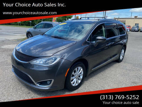 2020 Chrysler Pacifica Minivan Touring L FWD photo