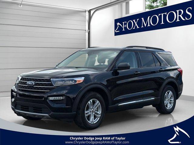 2022 Ford Explorer XLT 4WD photo