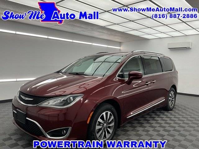 2020 Chrysler Pacifica Minivan Touring L Plus FWD photo