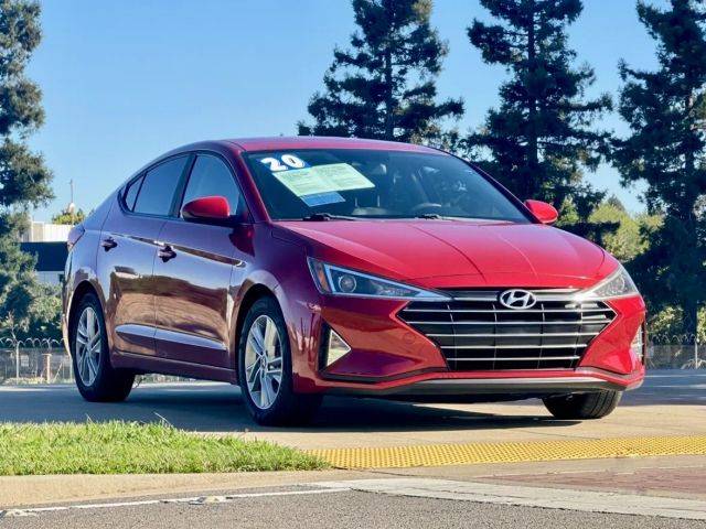 2020 Hyundai Elantra SEL FWD photo