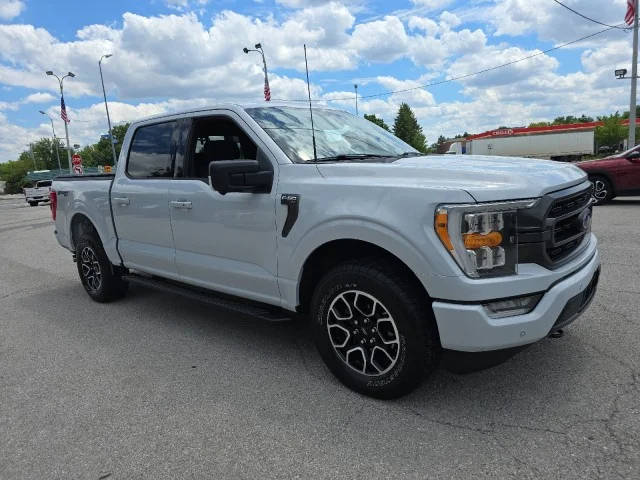 2021 Ford F-150 XLT 4WD photo