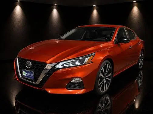 2022 Nissan Altima 2.5 SR FWD photo