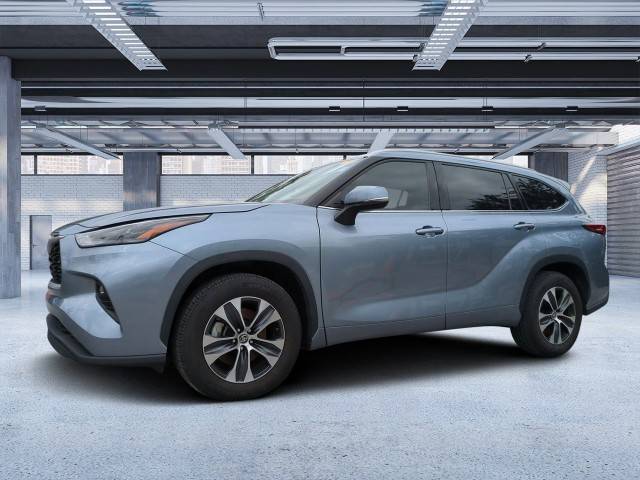 2022 Toyota Highlander XLE FWD photo