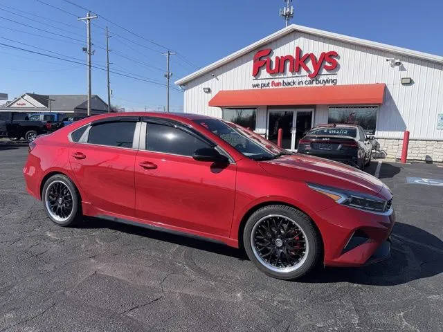 2022 Kia Forte GT FWD photo