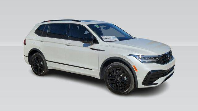 2022 Volkswagen Tiguan SE R-Line Black FWD photo