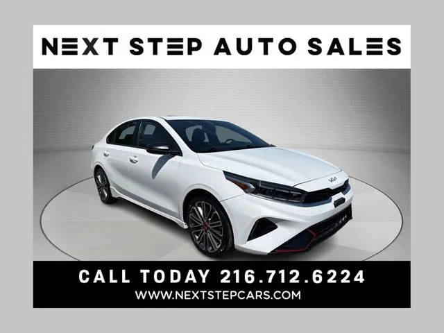 2022 Kia Forte GT FWD photo
