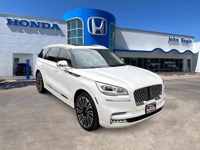 2022 Lincoln Aviator Black Label AWD photo