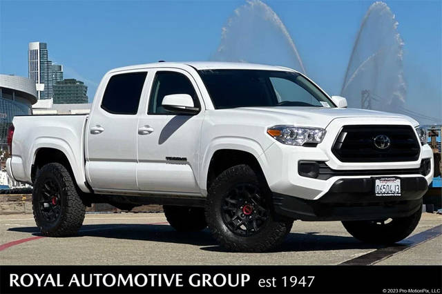 2022 Toyota Tacoma SR 4WD photo