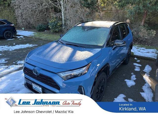 2022 Toyota RAV4 Hybrid XSE AWD photo