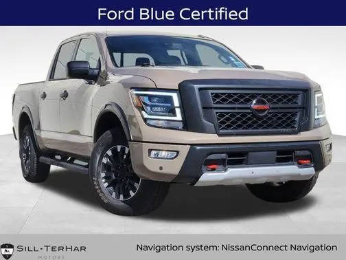 2021 Nissan Titan PRO-4X 4WD photo