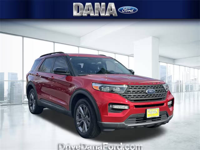 2022 Ford Explorer XLT 4WD photo