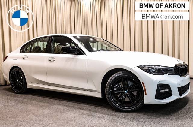 2022 BMW 3 Series 330i xDrive AWD photo