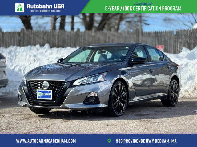 2022 Nissan Altima 2.5 SR AWD photo