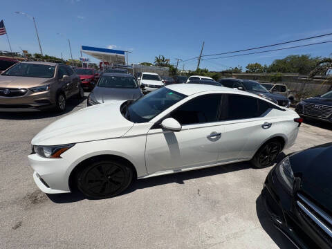 2020 Nissan Altima 2.5 S FWD photo