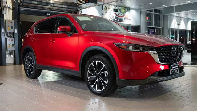 2022 Mazda CX-5 2.5 S Premium Plus Package AWD photo