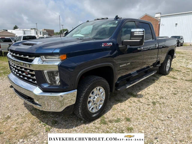 2022 Chevrolet Silverado 3500HD LTZ 4WD photo