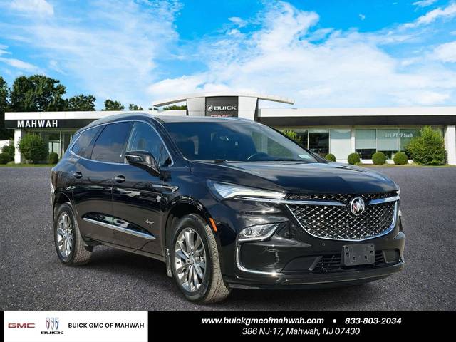 2022 Buick Enclave Avenir AWD photo