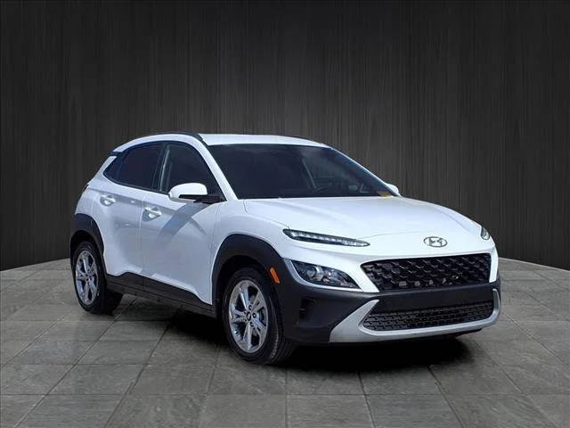 2022 Hyundai Kona SEL FWD photo