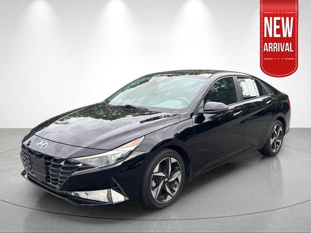 2022 Hyundai Elantra SEL FWD photo