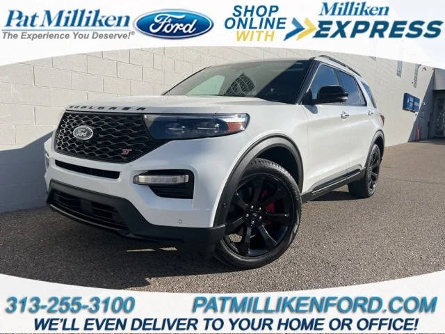 2022 Ford Explorer ST 4WD photo