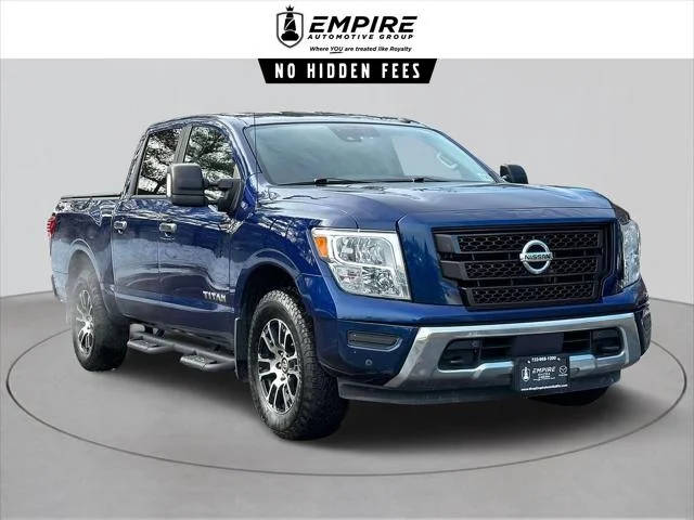 2021 Nissan Titan SV 4WD photo