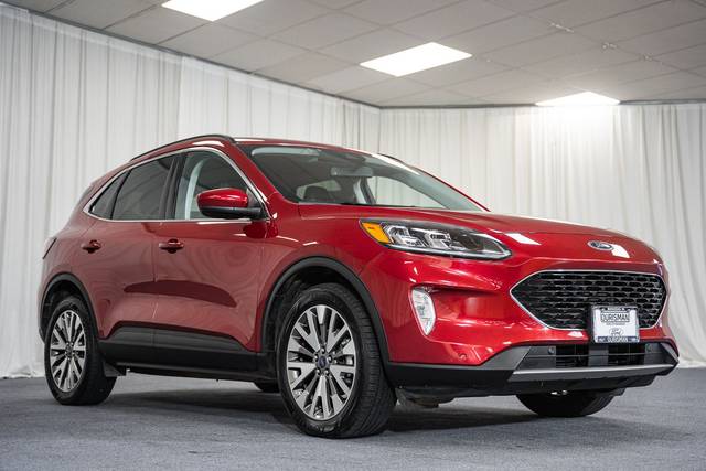 2022 Ford Escape Titanium AWD photo
