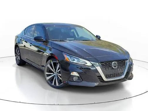 2022 Nissan Altima 2.5 Platinum AWD photo