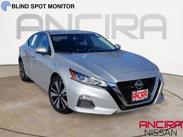 2022 Nissan Altima 2.5 SV FWD photo