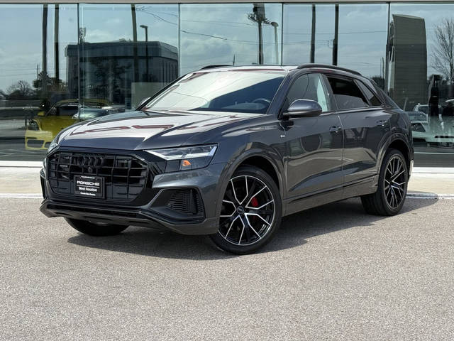 2022 Audi Q8 Premium Plus AWD photo