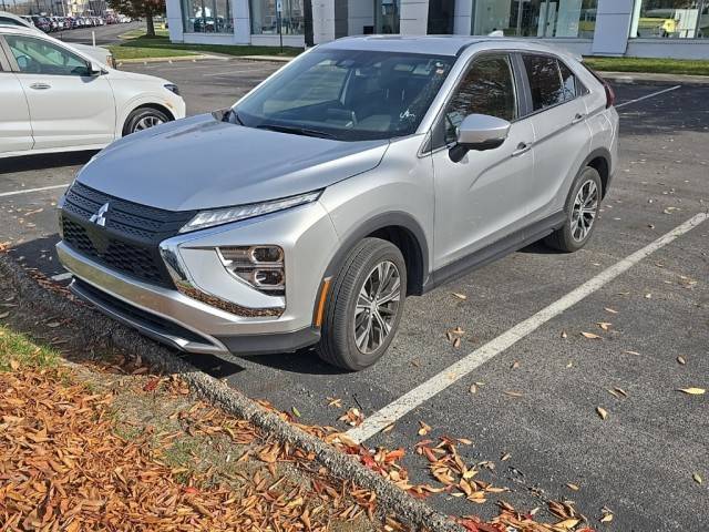 2022 Mitsubishi Eclipse Cross SEL 4WD photo