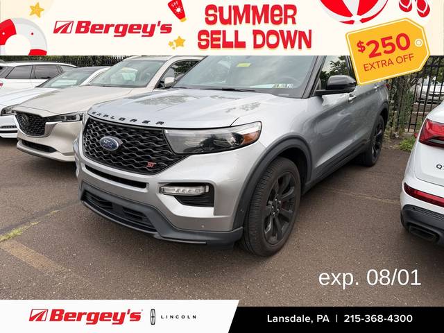 2022 Ford Explorer ST 4WD photo