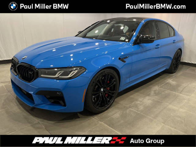 2022 BMW M5  AWD photo