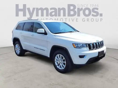2022 Jeep Grand Cherokee Laredo E 4WD photo