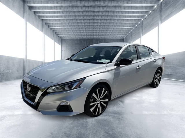 2022 Nissan Altima 2.5 SR FWD photo