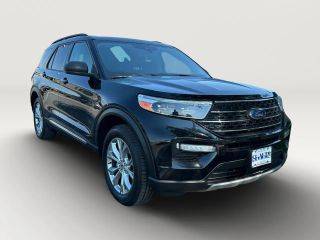 2022 Ford Explorer XLT 4WD photo