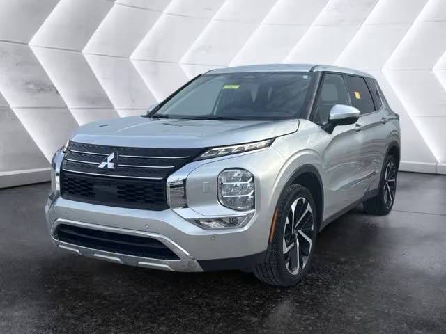 2022 Mitsubishi Outlander SE Launch Edition 4WD photo