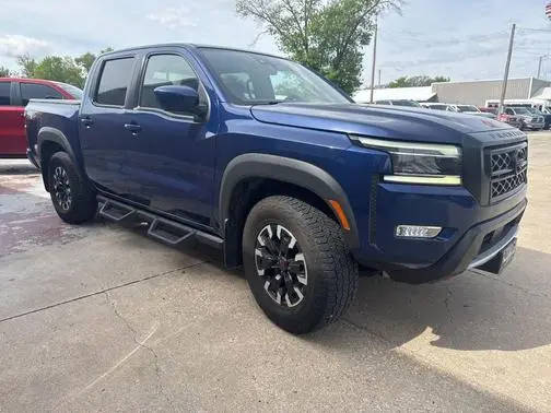 2022 Nissan Frontier PRO-4X 4WD photo