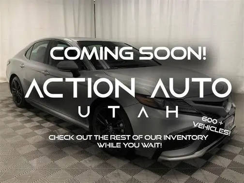 2022 Toyota Camry Hybrid XSE FWD photo