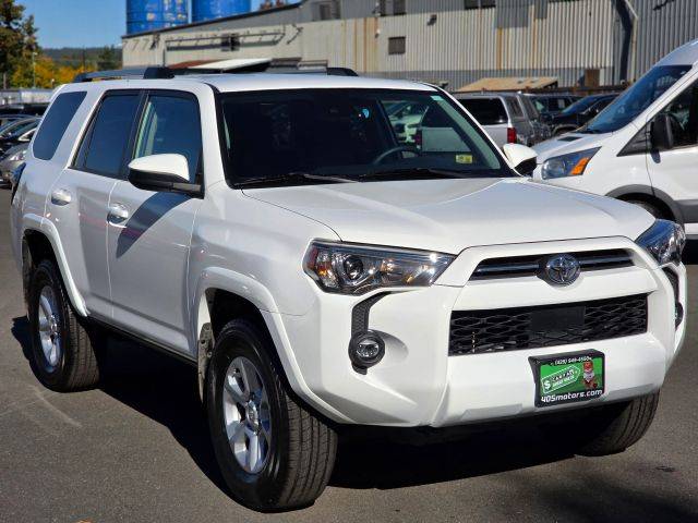 2022 Toyota 4Runner SR5 4WD photo