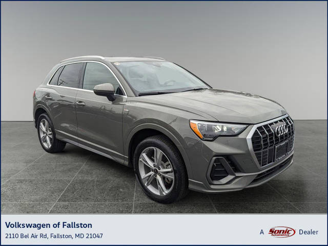 2022 Audi Q3 S line Premium AWD photo