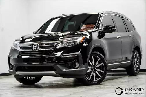 2022 Honda Pilot Touring 7-Passenger FWD photo