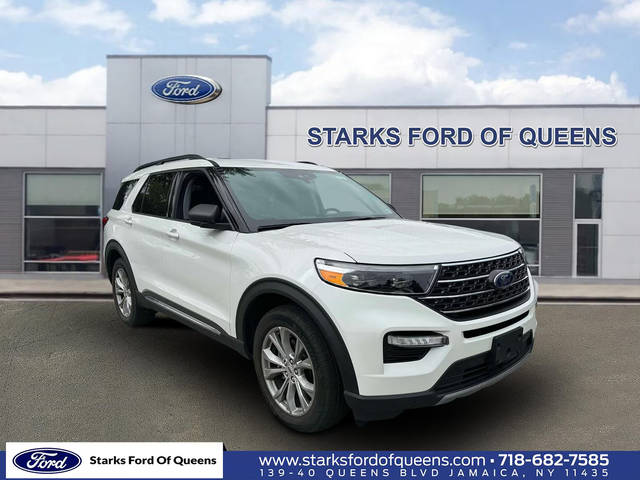 2022 Ford Explorer XLT 4WD photo